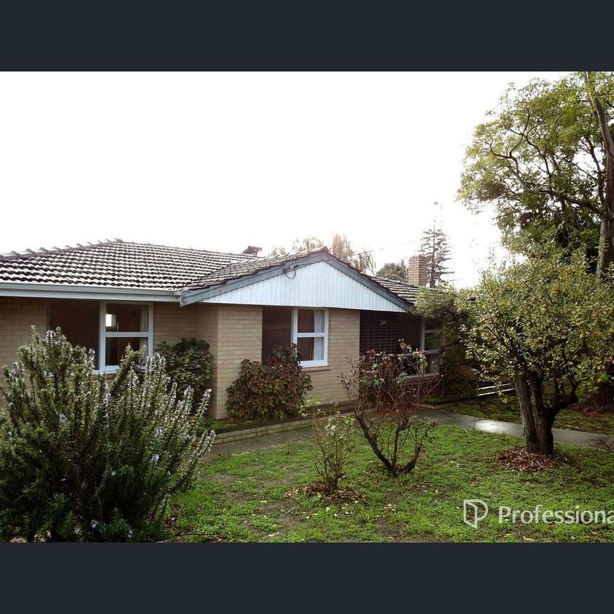 6/22-24 Canning Road, Kalamunda, WA 6076 - Photo 1