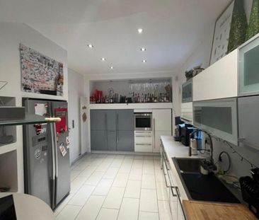 WG Zimmer zu vermieten in Frankfurt Süd (22-29 Jahre) - Photo 1