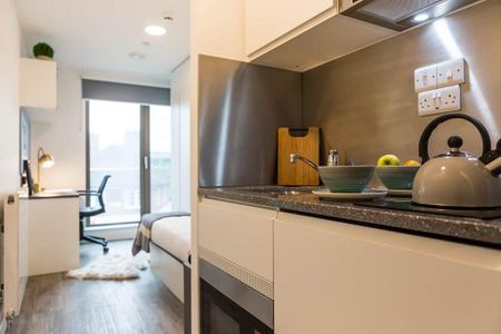 Studio to rent - Photo 3