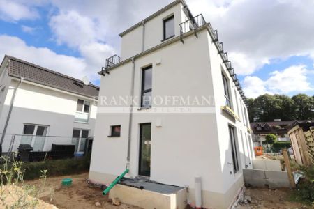 Attraktive 2,5-Zimmer-Maisonettewohnung mit Dachterrasse in Hamburg-Bramfeld - ERSTBEZUG - Photo 4