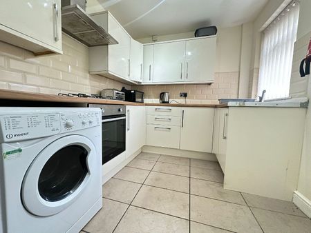 Cameron St, Kensington. - Photo 3