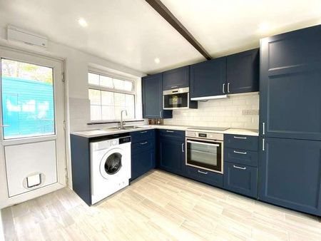 New Yatt Road, Witney, Oxfordshire, OX29 - Photo 3