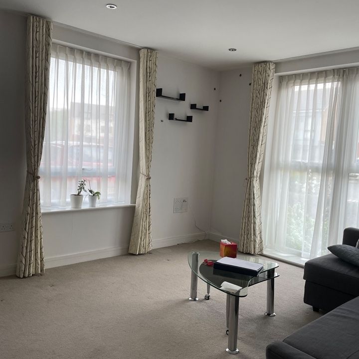 2 Bed Flat, Bedwyn Mews, RG2 - Photo 1