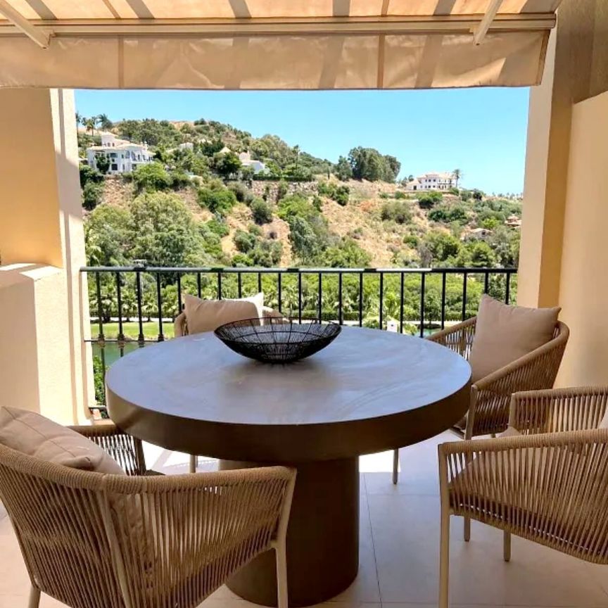 Top Floor Apartment in La Quinta - Photo 1