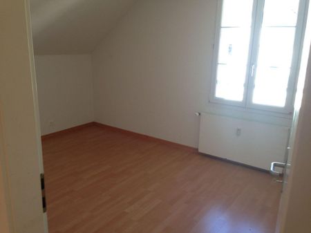 Rent a 2 ½ rooms apartment in Grenchen - Photo 3