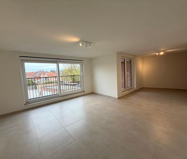 Instapklaar appartement met drie slaapkamers in hartje Geel - Photo 3