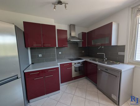 Location Appartement 3 pièces 51m² ST MARTIN D HERES 38400 - Photo 4