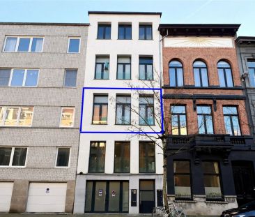 Studio met balkon op ideale locatie vlakbij Marnixplein. - Foto 6