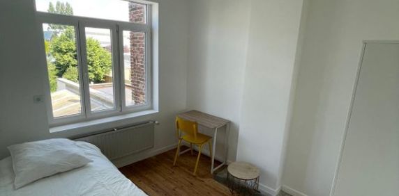 Colocation 4 personnes - proche tram - Photo 2
