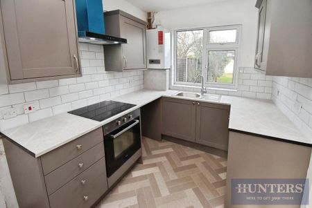 3 bedroom terraced house to rent - Photo 2