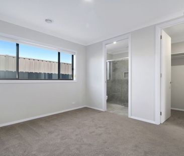 20 Balcombe Avenue, Leneva - Photo 4