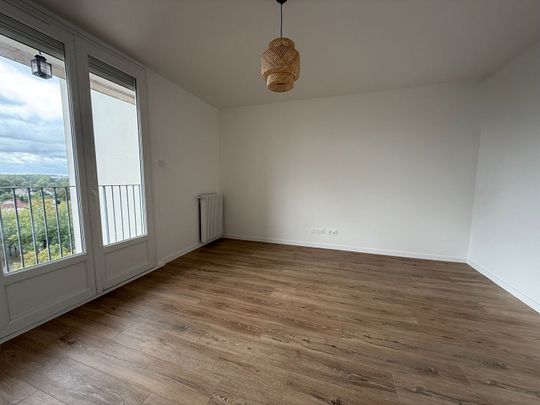 Location Appartement 3 pièces 69m² - Photo 1