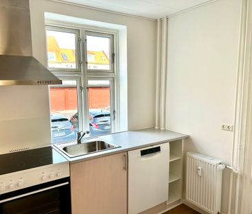 Hyggelig 3-værelses lejlighed i Aalborg med gode faciliteter - Foto 3