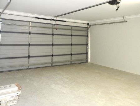 LOW MAINTENANCE LIVING - Photo 4