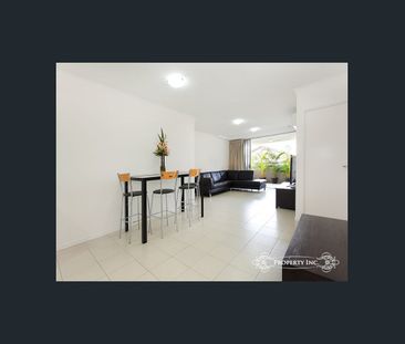 Fantastic One Bedroom Apartment - Photo 6