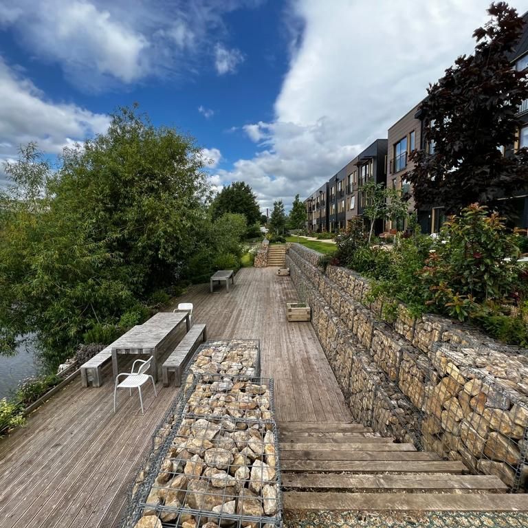 4 bedroom terraced house to rent - Photo 1