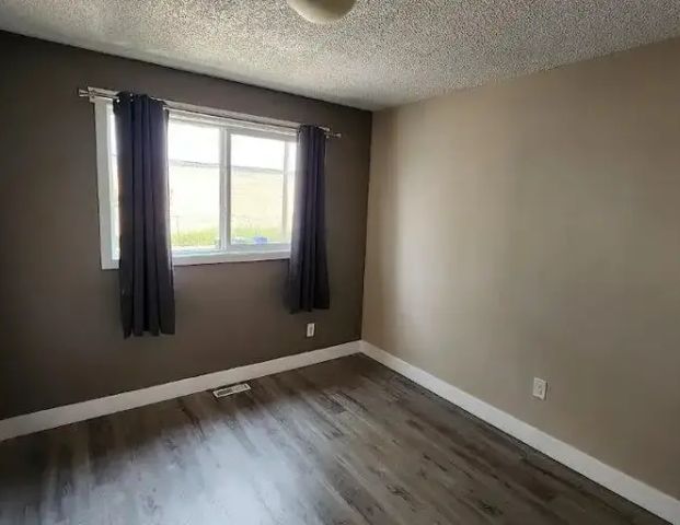 Duplex (lower floor) for rent in Ogden, Calgary- 2 bedroom | Calgary - Photo 1