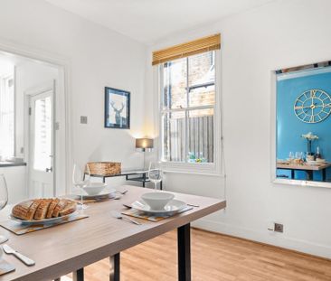 4 bedroom semi-detached house to rent - Photo 3