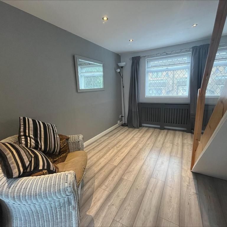 1 bedroom end of terrace house to rent - Photo 1