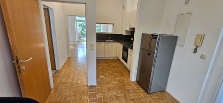 Nähe Schloss Eggenberg und FH-Joanneum: ruhig gelegene gemütliche, sonnige Wohnung mit kleiner Terrasse - Foto 4