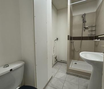 Location Appartement 2 pièces 32m² MARSEILLE 10ème - Photo 5