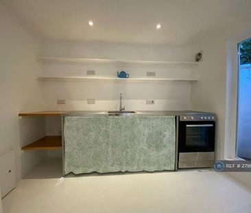 1 bedroom detached house to rent - Photo 2