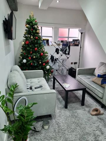 Bird's Nest - 6 Bedroom 6 Bathroom & No DepositLoughborough - Photo 2