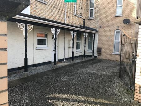 1 bedroom ground floor flat to rent - Photo 4