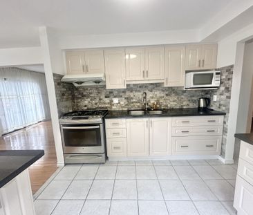 For Lease - 49 Carey Crescent, Markham, Ontario - Photo 3