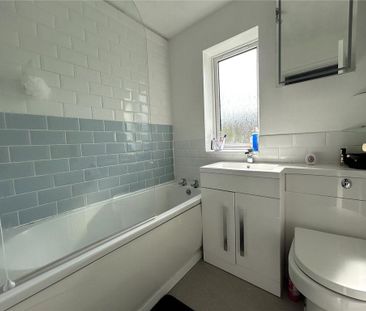 3 bedroom semi-detached house to rent - Photo 6