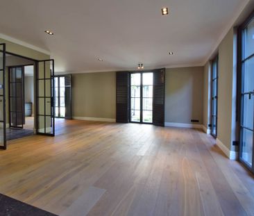 High-End Einfamilien-Stadthaus mit 3 Schlafzimmern, 2 Bädern und Sa... - Foto 5