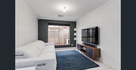 Large Family Home - Photo 4