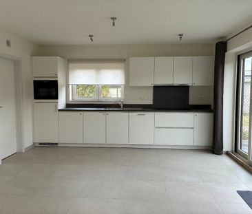 Nieuwbouwappartement met één slaapkamer te huur in Harelbeke - Photo 2