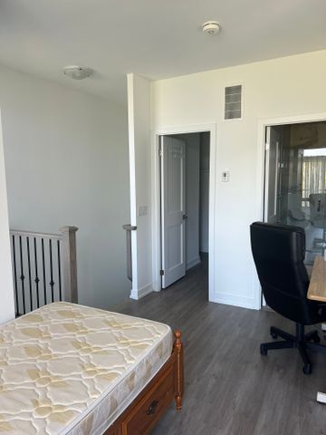 For Lease - 51 Winlock Park Unit# 30, Toronto, Ontario - Photo 5