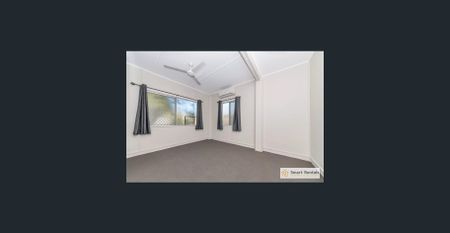 Low-Maintenance Living in Hyde Park - Photo 5