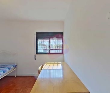 House T4 in Olivais, Lisboa - Photo 4