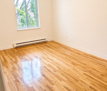 4 1/2 LOGEMENT À LOUER à Côte-des-Neiges - Photo 2