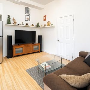 À LOUER : Grand 3 ½ – Quartier Trinité - Photo 3