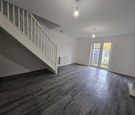 2 Bedroom Semi-detached house for Rent - Photo 1