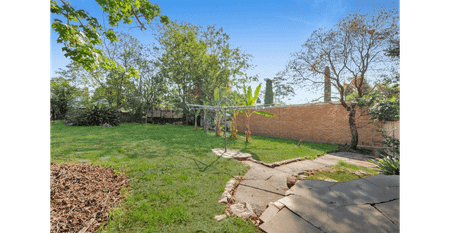 Charming Family Home in a Prime Location for Lease - Photo 4