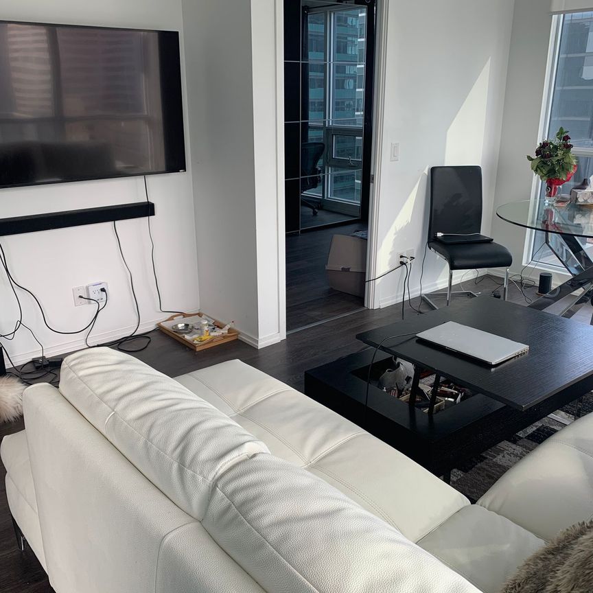 For Lease - 70 Temperance Street Unit# 3706, Toronto, Ontario - Photo 1