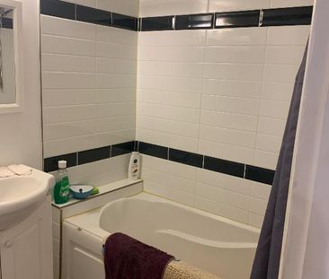 3 1/2 à louer à 9 mins du REM Bois-Franc - Photo 3