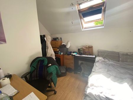 Harlaxton Drive Lenton, Nottingham - Photo 4