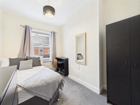 Paget Street, Loughborough - INC BILLS OPTION - Photo 2