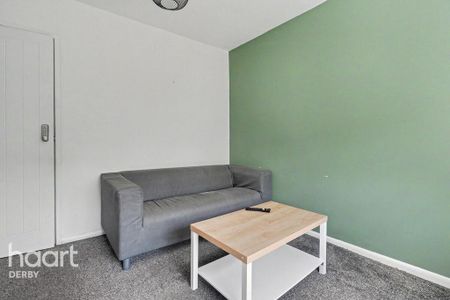 1 bedroom semi-detached house to rent - Photo 2