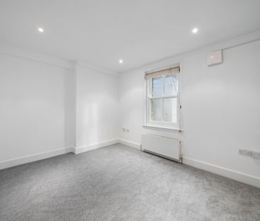 2 Bed Terraced House, Old Dairy Mews, SW4 - Photo 2