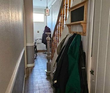 Huis te huur in Antwerpen voor € 1.750 met 3 slaapkamers - foto 3