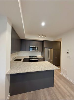 For Lease - 18 Lytham Green Circle Unit# 9, Newmarket, Ontario - Photo 1