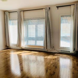 Spacieux condo au quartier des spectacles est disponible maintenant - Photo 2