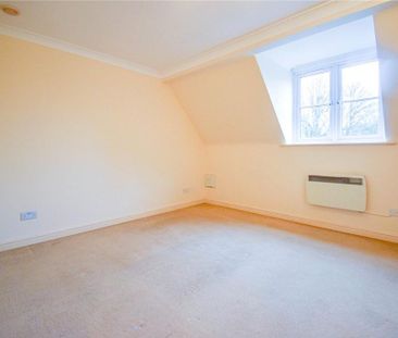 2 bedroom end of terrace house to rent - Photo 5